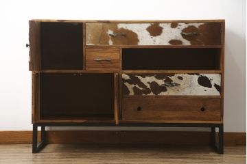 中古　希少な廃番品　ドイツ家具　KARE(カレ)　RODEO(ロデオ)　3Doors 4Drw　異素材の組み合わせがユニークでお洒落なチェスト(サイドチェスト、サイドボード、引き出し、収納棚、戸棚)(R-078746)
