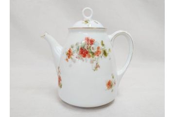 オールドノリタケ　NORITAKE　日本陶器會社　花柄　食卓が明るく華やかになるオールドノリタケまとめて17点セット(コップ2客、ティーポット、プレート8枚、ボウル6点、皿、カップ、金彩、ヤジロベー印、LOUISE、オレンジ、フラワー、草花、洋食器)(R-078753)