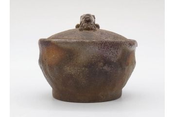 小西陶古　備前焼　霊芝摘み　蓋の取っ手の細かい装飾が印象的な宝瓶(茶道具、茶器、湯冷まし、煎茶道具、急須、和食器、共箱付き、裏印)(R-078756)