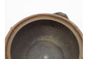 小西陶古　備前焼　霊芝摘み　蓋の取っ手の細かい装飾が印象的な宝瓶(茶道具、茶器、湯冷まし、煎茶道具、急須、和食器、共箱付き、裏印)(R-078756)