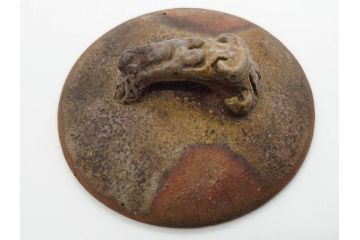 小西陶古　備前焼　霊芝摘み　蓋の取っ手の細かい装飾が印象的な宝瓶(茶道具、茶器、湯冷まし、煎茶道具、急須、和食器、共箱付き、裏印)(R-078756)