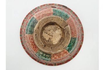 江戸〜明治期　時代物　赤絵　犬山焼　花文　約16cm　5.2寸　鮮やかな朱色が印象的な鉢(皿、茶碗、和食器、和皿、深皿、5寸2分)(R-078758)