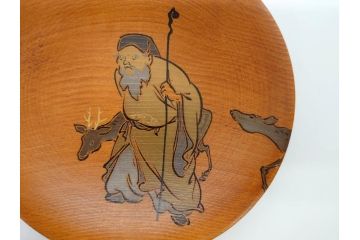図変わり　約14cm　4.5寸　七福神の優し気な表情に心が和む木皿7枚セット(縁起物、恵比寿天(夷)、大黒天、毘沙門天、弁財天、福禄寿、寿老人、布袋、菓子皿、小皿、4寸5分、共箱付き)(R-078760)