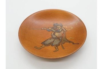 図変わり　約14cm　4.5寸　七福神の優し気な表情に心が和む木皿7枚セット(縁起物、恵比寿天(夷)、大黒天、毘沙門天、弁財天、福禄寿、寿老人、布袋、菓子皿、小皿、4寸5分、共箱付き)(R-078760)