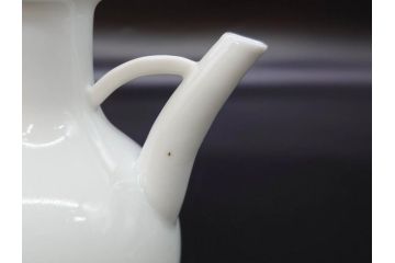 十五代　永楽善五郎　京焼　白鷺酒次一対(2客)　シンプルで優美なフォルムをした徳利2点セット(茶道具、とっくり、酒器、水差し、水次、茶器、和食器、共箱付き、裏印)(R-078761)