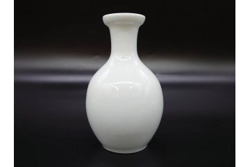 十五代　永楽善五郎　京焼　白鷺酒次一対(2客)　シンプルで優美なフォルムをした徳利2点セット(茶道具、とっくり、酒器、水差し、水次、茶器、和食器、共箱付き、裏印)(R-078761)