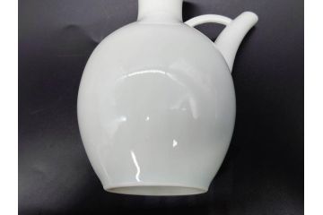 十五代　永楽善五郎　京焼　白鷺酒次一対(2客)　シンプルで優美なフォルムをした徳利2点セット(茶道具、とっくり、酒器、水差し、水次、茶器、和食器、共箱付き、裏印)(R-078761)