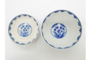 江戸期　大明成化年製　染付　四君子文　漢詩　約12cm　3.9寸　和の趣を感じる蓋付き茶碗5客セット(梅、菊、蘭、竹、川本半助?、蓋茶碗、器、どんぶり、陶器、和食器、3寸9分)(R-078763)