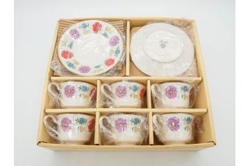 ノリタケ　NORITAKE　アイボリーチャイナ　ポップでレトロな花柄が可愛いカップ&ソーサー6客(フラワー、IVORY China、C&S、碗皿、磁器、洋食器、箱付き)(R-078767)