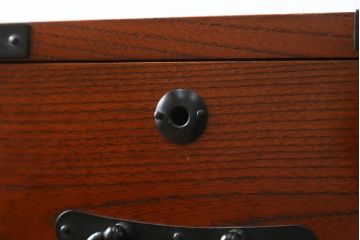 中古　美品　前面欅(ケヤキ)材　品のある佇まいが美しいローチェスト(ローボード、引き出し、衣装箪笥、和箪笥、整理タンス、収納たんす)(R-078783)