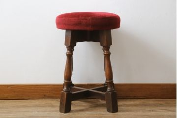 イギリスビンテージ　ブナ材　クラシカルな雰囲気漂うスツール(椅子、イス、ヴィンテージ、英国)(R-078784)