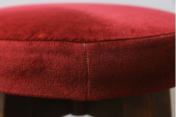 イギリスビンテージ　ブナ材　クラシカルな雰囲気漂うスツール(椅子、イス、ヴィンテージ、英国)(R-078784)