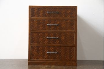 中古　指物家具　漆塗り　総桐材　前板の網代(あじろ)細工がお洒落な小引き出し(小物収納、卓上収納)(定価約15万円)(R-078785)