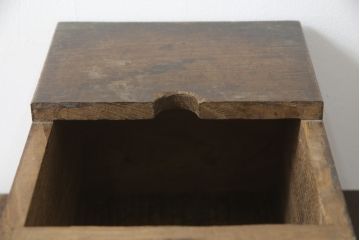 和製アンティーク　総栗材　時代の流れを感じる佇まいが味わい深い銭箱(銭函)(R-078787)