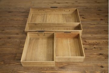 和製アンティーク　前面欅(ケヤキ)材　古い高家の重厚な帳場箪笥(時代箪笥、収納タンス、整理箪笥、引き出し)(R-078790)