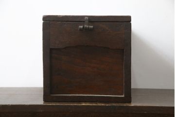 和製アンティーク　栗材　時代の流れを感じる木の風合いが味わい深い銭箱(銭函)(R-078793)