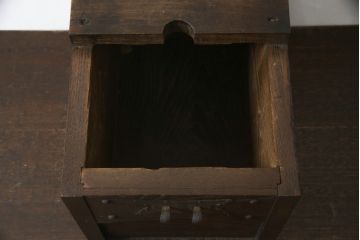 和製アンティーク　栗材　落ち着いた佇まいが魅力的な銭箱(銭函)(R-078796)