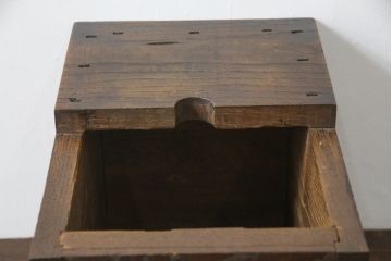 和製アンティーク　栗材　落ち着いた佇まいが魅力的な銭箱(銭函)(R-078796)