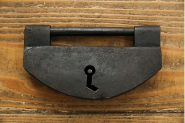 和製アンティーク　欅(ケヤキ)材　使い込まれた風合いが味わい深い銭箱(銭函)(R-078799)