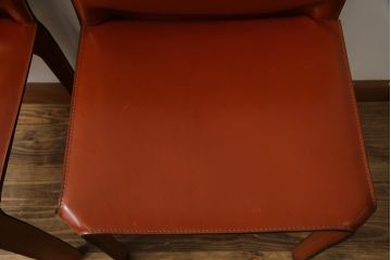 中古　Cassina(カッシーナ)　412　CAB(キャブ)　MARIO BELLINI(マリオベリーニ)　シンプルモダンな空間づくりに活躍するアームレスチェア2脚セット(ダイニングチェア、椅子、イス、バラ売り可能)(定価2脚で約47万5千円)(R-078800)