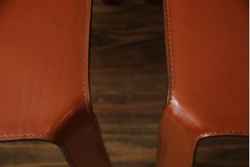 中古　Cassina(カッシーナ)　412　CAB(キャブ)　MARIO BELLINI(マリオベリーニ)　シンプルモダンな空間づくりに活躍するアームレスチェア2脚セット(ダイニングチェア、椅子、イス、バラ売り可能)(定価2脚で約47万5千円)(R-078800)