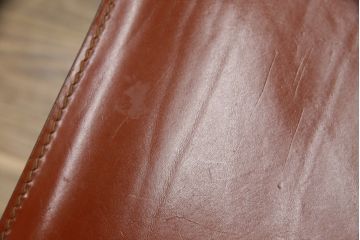 中古　Cassina(カッシーナ)　412　CAB(キャブ)　MARIO BELLINI(マリオベリーニ)　シンプルモダンな空間づくりに活躍するアームレスチェア2脚セット(ダイニングチェア、椅子、イス、バラ売り可能)(定価2脚で約47万5千円)(R-078800)