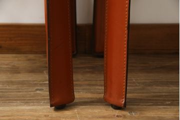 中古　Cassina(カッシーナ)　412　CAB(キャブ)　MARIO BELLINI(マリオベリーニ)　シンプルモダンな空間づくりに活躍するアームレスチェア2脚セット(ダイニングチェア、椅子、イス、バラ売り可能)(定価2脚で約47万5千円)(R-078800)