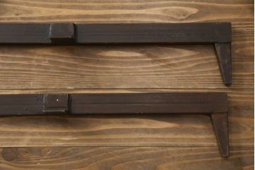 スペインビンテージ　シックで洗練されたデザインが素敵なアイアン製ベッドフレーム(シングルサイズ、ヴィンテージ)(R-078801)