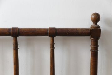 イギリスアンティーク　バーチ材　上品なデザインのベッドフレーム(セミダブル、木製ベッド、英国)(R-078805)