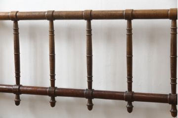 イギリスアンティーク　バーチ材　上品なデザインのベッドフレーム(セミダブル、木製ベッド、英国)(R-078805)