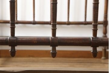 イギリスアンティーク　バーチ材　上品なデザインのベッドフレーム(セミダブル、木製ベッド、英国)(R-078805)