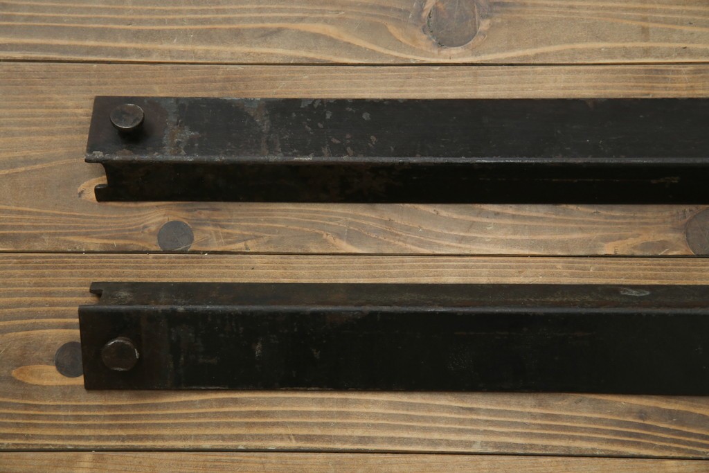 アメリカアンティーク　アイアンフレームがお洒落なベッドフレーム　(R-078806)