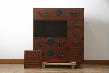 中古　美品!!　高級品　国産　職人手作り　三方欅(ケヤキ)材　内部桐材　和の空間づくりにおすすめのアンティーク調時代箪笥(和箪笥、収納箪笥、整理箪笥)(R-078807)
