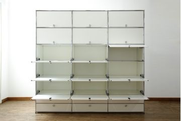 中古　USMハラー(USM Haller)　3列7段(3×7)　美しくシンプルなデザインが目を引く鉄製収納棚(戸棚、キャビネット)(定価約186万円)(R-078810)