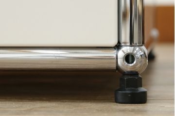 中古　USMハラー(USM Haller)　3列7段(3×7)　美しくシンプルなデザインが目を引く鉄製収納棚(戸棚、キャビネット)(定価約186万円)(R-078810)