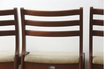 中古　希少な廃番品!!　天童木工(Tendo)　BRASILEIRA(ブラジレイラ)シリーズ　ブラジリアンローズウッドのナチュラルモダンなダイニングチェア4脚セット(アームレスチェア、椅子、イス、バラ売り可能)(R-078811)