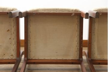 中古　希少な廃番品!!　天童木工(Tendo)　BRASILEIRA(ブラジレイラ)シリーズ　ブラジリアンローズウッドのナチュラルモダンなダイニングチェア4脚セット(アームレスチェア、椅子、イス、バラ売り可能)(R-078811)
