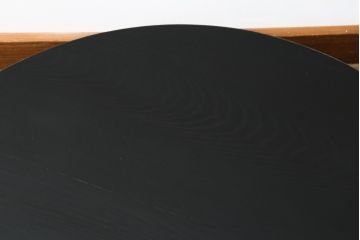 和製アンティーク　栓材　落ち着いた色味が大人の雰囲気を演出する丸型ちゃぶ台(折りたたみテーブル、座卓、ローテーブル)(R-078812)