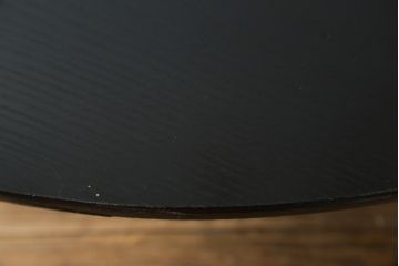 和製アンティーク　栓材　落ち着いた色味が大人の雰囲気を演出する丸型ちゃぶ台(折りたたみテーブル、座卓、ローテーブル)(R-078812)