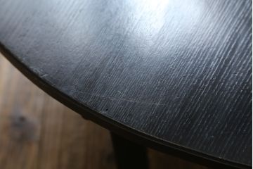 和製アンティーク　栓材　落ち着いた色味が大人の雰囲気を演出する丸型ちゃぶ台(折りたたみテーブル、座卓、ローテーブル)(R-078812)