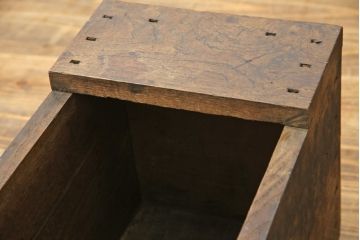 和製アンティーク　栗材　時代の流れを感じる佇まいが魅力的な銭箱(銭函)(R-078815)