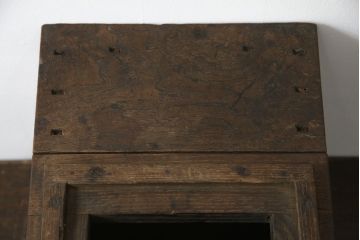 和製アンティーク　栗材　時代の流れを感じる佇まいが魅力的な銭箱(銭函)(R-078815)
