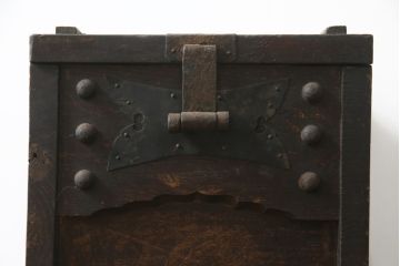 和製アンティーク　栗材　時代の流れを感じる佇まいが魅力的な銭箱(銭函)(R-078815)