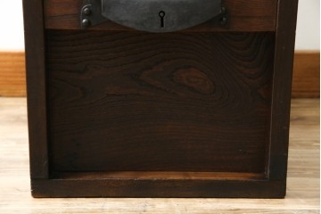 和製アンティーク　漆塗り　総欅(ケヤキ)材　落ち着いた木の色味が魅力的な銭箱(銭函)(R-078816)