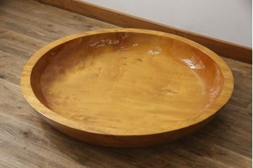 中古　特大!!　楓(カエデ)材　温かみのある色合いが魅力的なくり抜き鉢(こね鉢、ディスプレイボウル、店舗什器)(R-078818)
