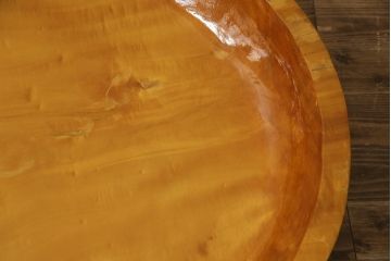 中古　特大!!　楓(カエデ)材　温かみのある色合いが魅力的なくり抜き鉢(こね鉢、ディスプレイボウル、店舗什器)(R-078818)