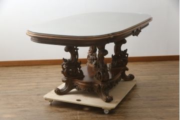 中古　最高級　イタリア輸入家具　マホガニー材　素晴らしい彫刻のダイニングテーブル(食卓、4人掛け、6人掛け)(定価約400万円)(R-078819)