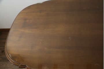 中古　最高級　イタリア輸入家具　マホガニー材　素晴らしい彫刻のダイニングテーブル(食卓、4人掛け、6人掛け)(定価約400万円)(R-078819)