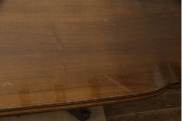 中古　最高級　イタリア輸入家具　マホガニー材　素晴らしい彫刻のダイニングテーブル(食卓、4人掛け、6人掛け)(定価約400万円)(R-078819)