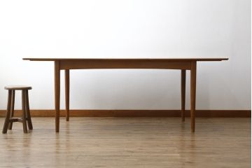 北欧ビンテージ　チーク材　シンプルですっきりとした佇まいが魅力的なエクステンションテーブル(ダイニングテーブル、4人掛け、6人掛け、食卓、作業台、ヴィンテージ)(R-078820)